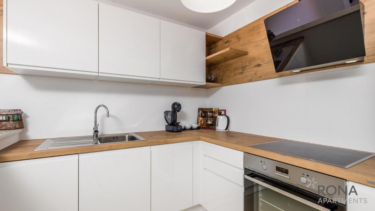 Rona Apartment Denis ウマグ エクステリア 写真